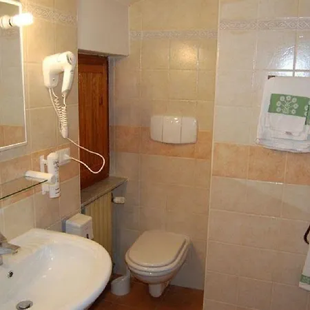 Hotel Lo Sciatore & Restaurant