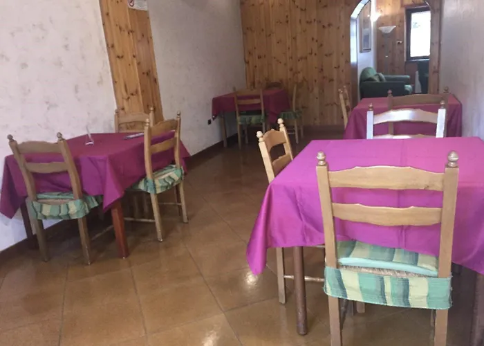 Lo Sciatore & Restaurant מלון 3*